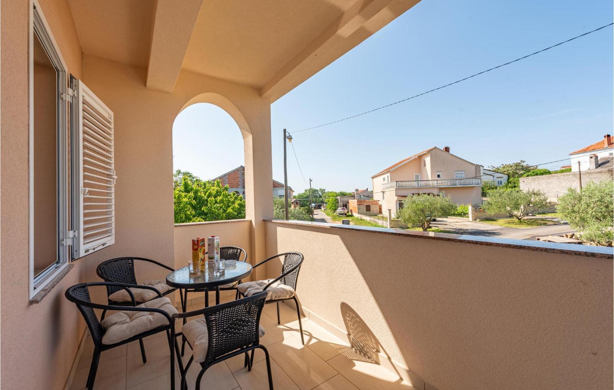 Cozy Apartment In Zadar With Wifi 外观 照片